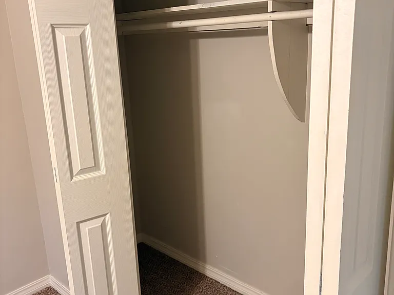 827 Hardy Springs Cir #B — Photo 16