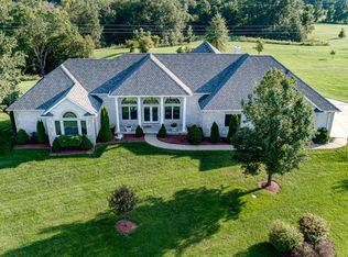 7060 S Lakota Ridge Ln, Columbia, MO 65203