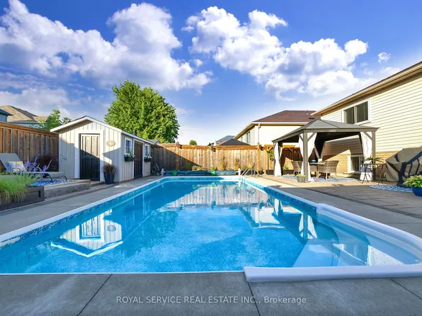 6 Goodwin Ave, Clarington, ON L1C 4Z4