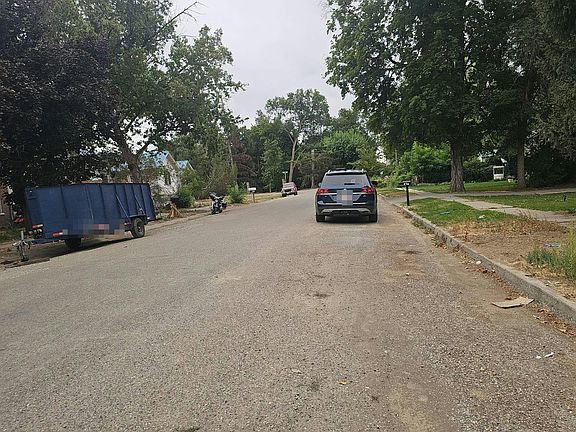 5th image of 309 N Birch St