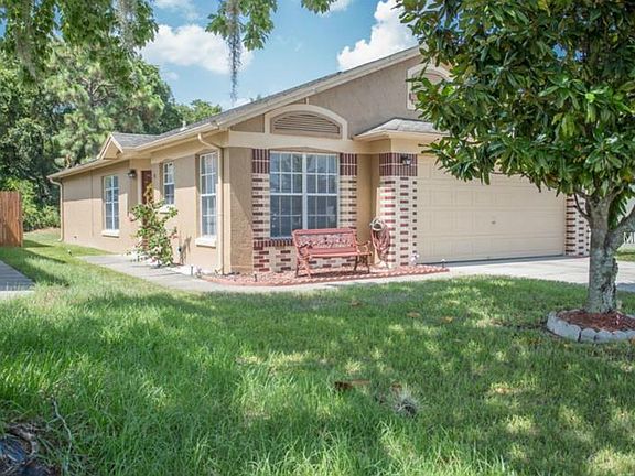 3rd image of 9903 Dean Cove Ln