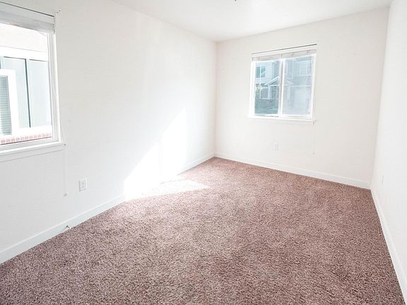 4th image of 11871 S Rushmore Park Ln