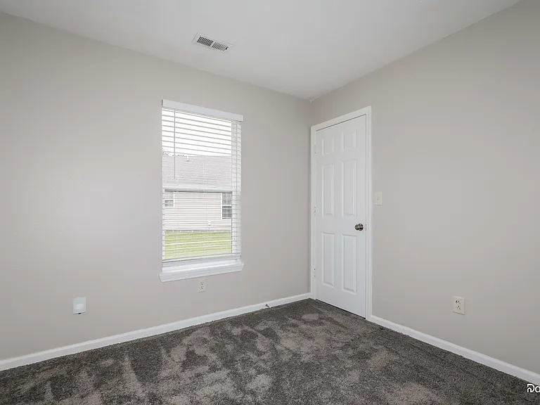 15511 Wandering Way — Photo 13