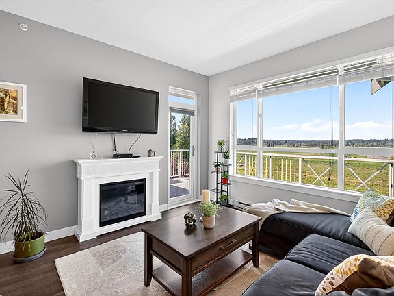 4th image of 16380 64th Ave #406