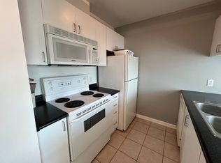 438 Seymour St #2410, Vancouver, BC V6B6H4