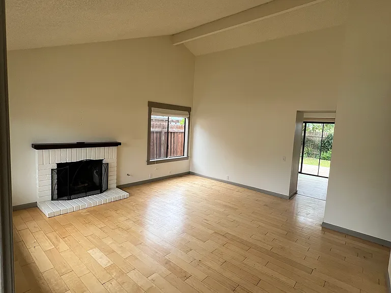 4685 El Carro Ln — Photo 7