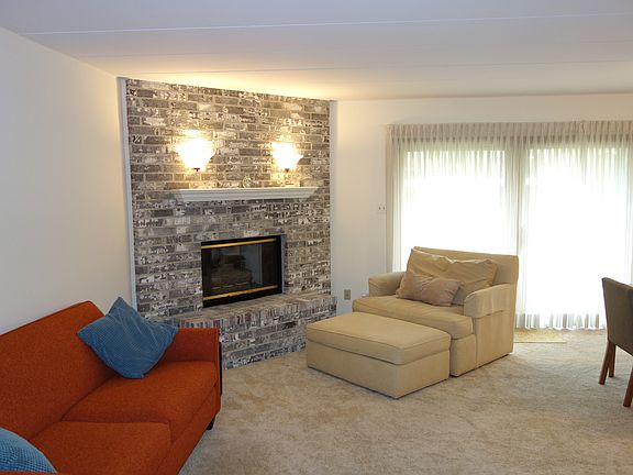 4th image of 9153 Del Prado Dr APT 1S