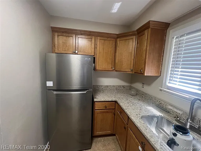 6880 Country Ln — Photo 7
