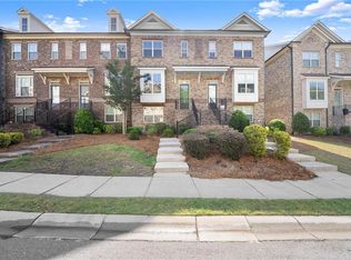 120 Laurel Crest Aly, Johns Creek, GA 30024