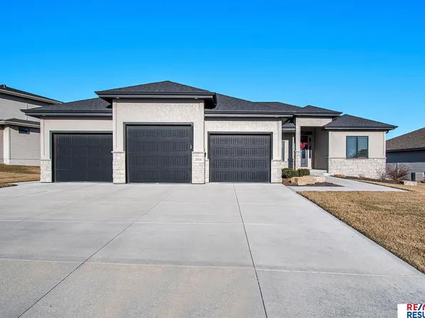 20458 Boulder St, Gretna, NE 68028