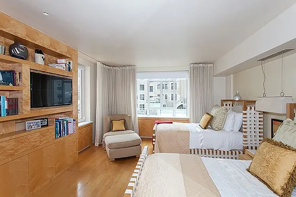 Sold by Brown Harris Stevens | media 29