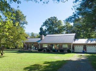 317 Craig Creek Estates Dr, New Castle, VA 24127