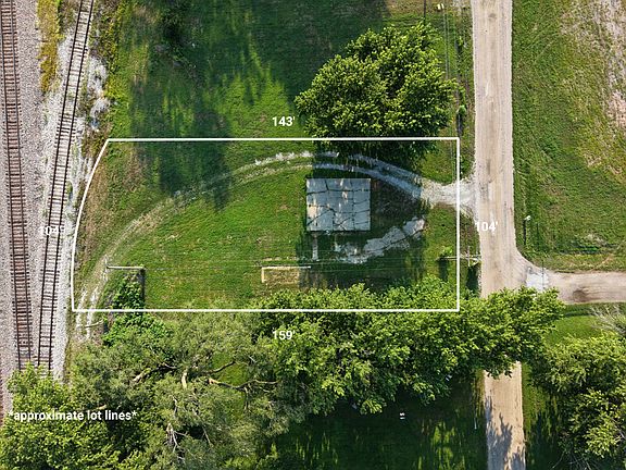 2nd image of 602 Iowa Ave