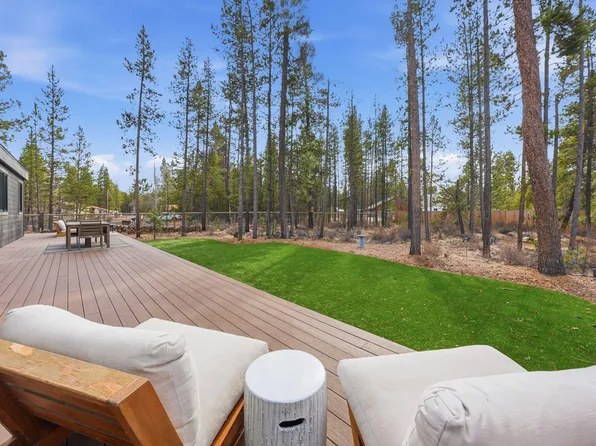 56017 Browning Dr, Bend, OR 97707