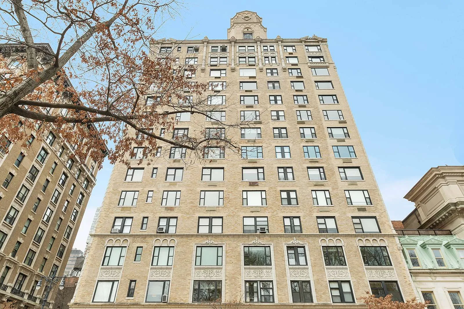 91 Central Park West in Lincoln Square : Sales, Rentals, Floorplans