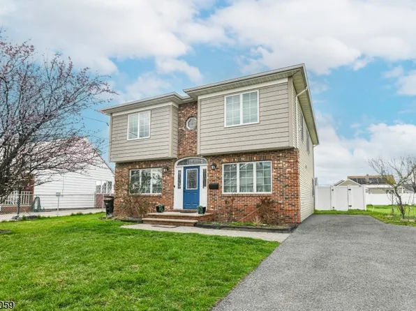 1 Lincoln Pl, Moonachie Boro, NJ 07074