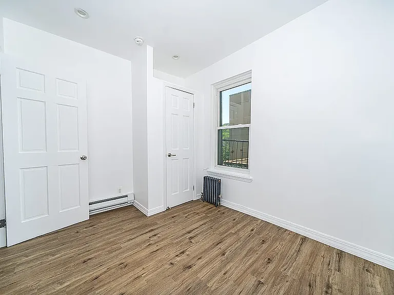 172 S 3rd St #2 — Photo 13