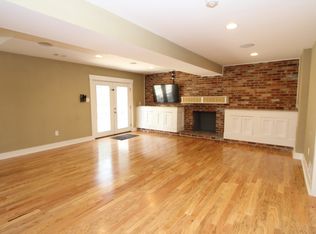 2302 Stratton Dr, Rockville, MD 20854