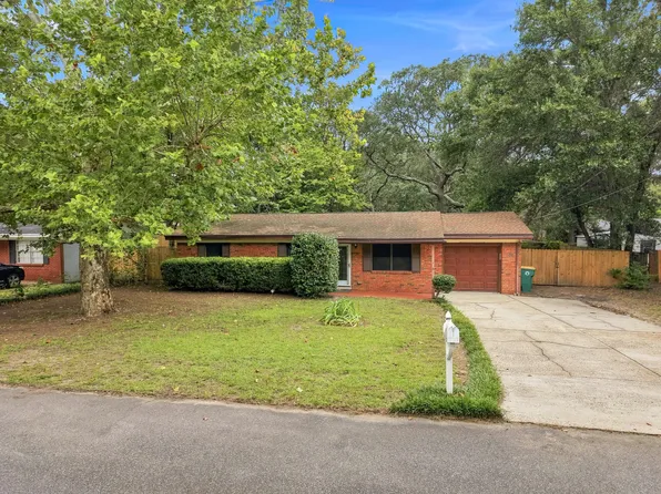 53 Junior Dr, Shalimar, FL 32579