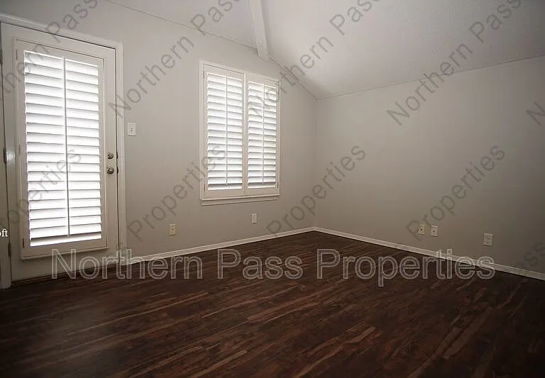 10932 Acoma St — Photo 17