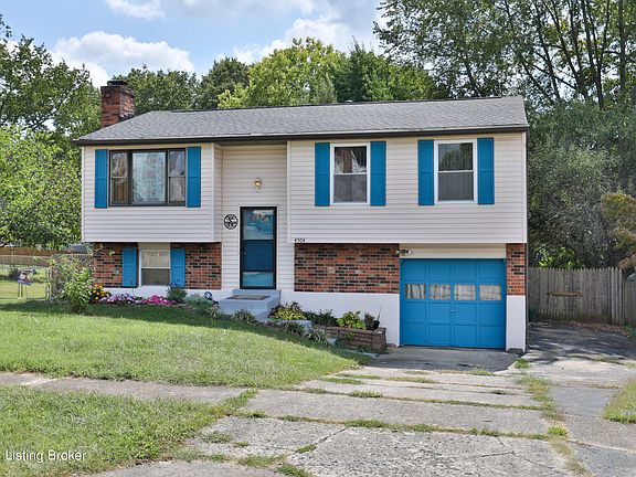 3rd image of 4504 Micklenburg Ct