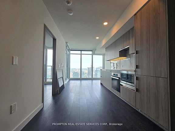 5th image of 1 Concord Cityplace Way #5512