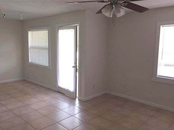 2nd image of 607 E 29th St