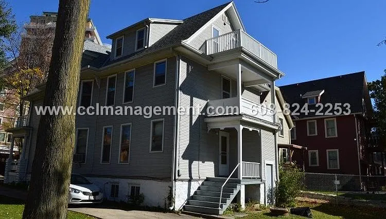 16 N Broom St #2 — Photo 7