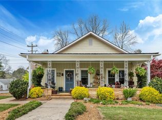 210 W Main St, Walhalla, SC 29691