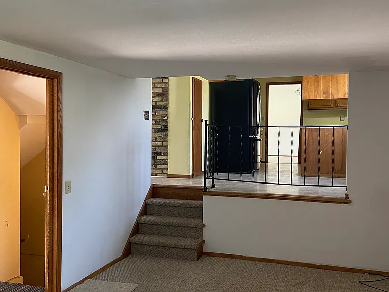 Family room (Main level)