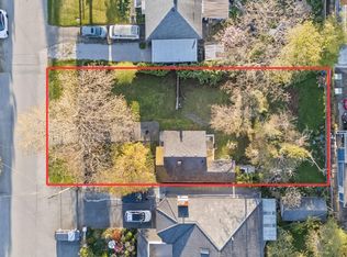 11391 Thorpe Rd, Richmond, BC V6X1J5