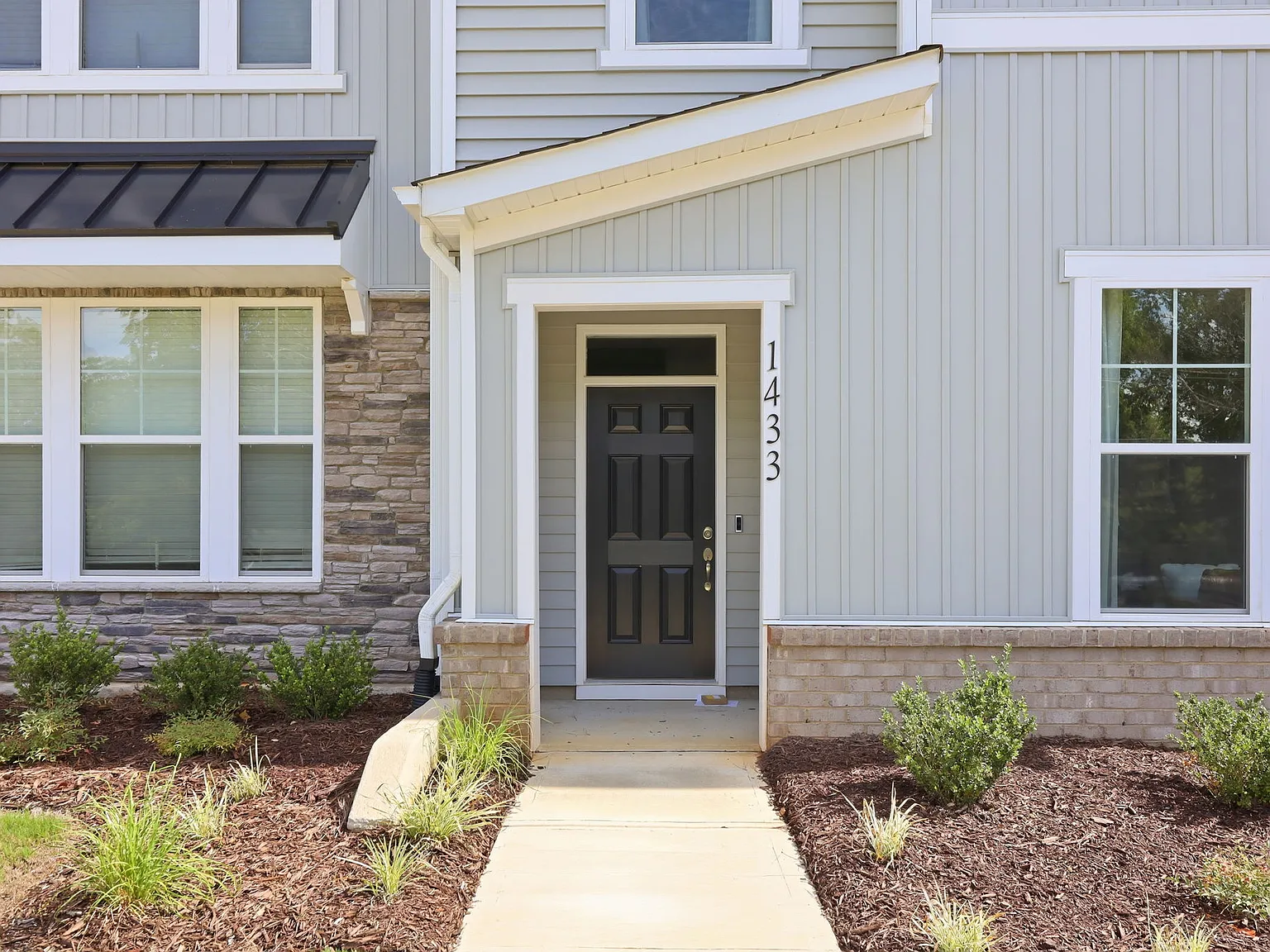 3 bed, 2.5 bath, 1873 sqft, $1,895 — Photo 4