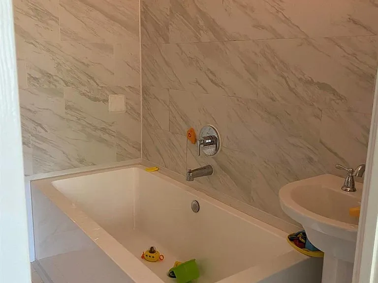 4080 Sea Grape Cir — Photo 6