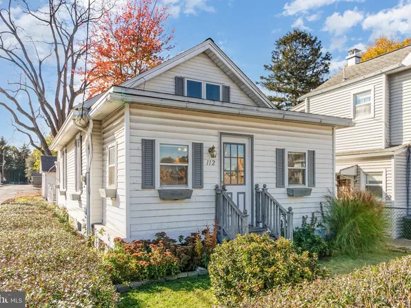 112 S Washington St, Mechanicsburg, PA 17055