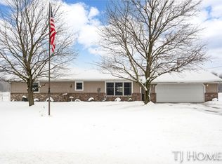 9091 E Hawley Rd, Hesperia, MI 49421
