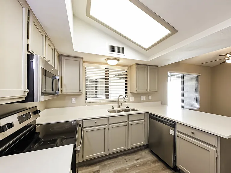 7535 W Sequoia Dr — Photo 7