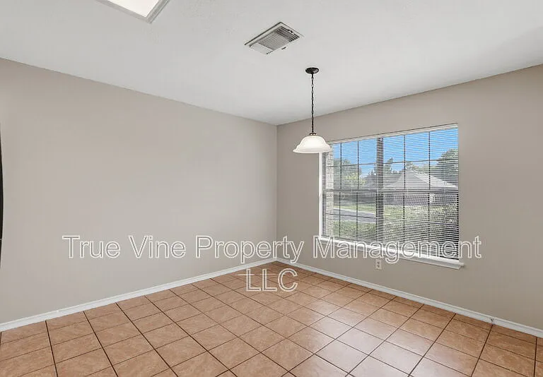 6810 Saharastone Dr — Photo 12