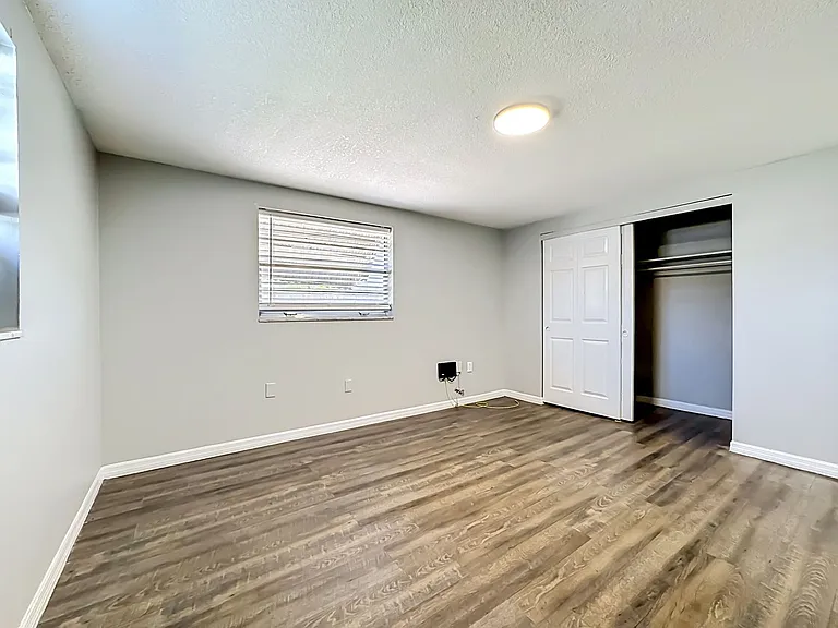 702 21st Ave W — Photo 22