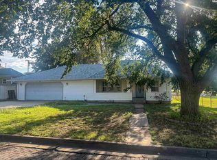 808 S Jackson St, Pratt, KS 67124