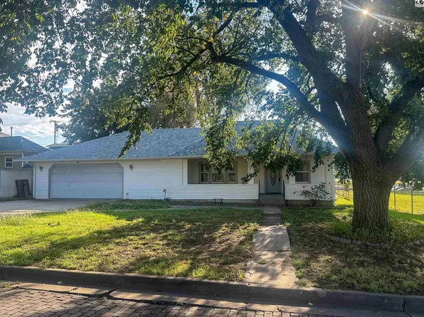 808 S Jackson St, Pratt, KS 67124