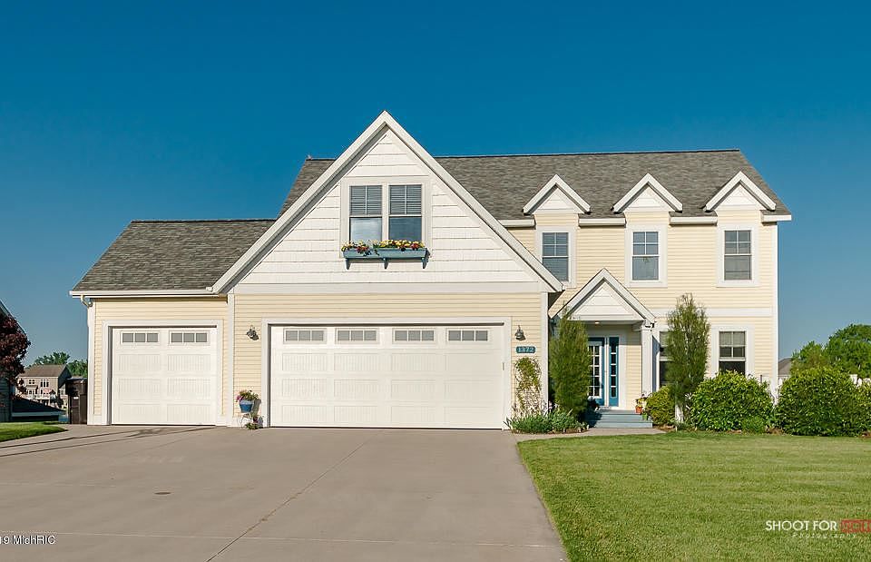 1st image of 1372 Feldspar Ave