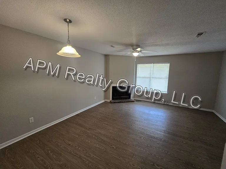 1728 Springwoods Lake Dr #B — Photo 8