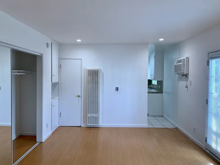 3426 Keystone Ave — Photo 17