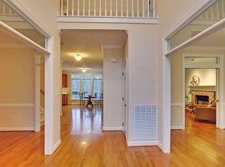 132 Ironwoods Dr, Chapel Hill, NC 27516