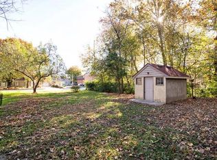 721 Sunset Ave, Manhattan, KS 66502