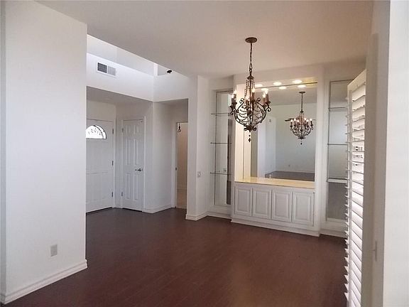 4th image of 4591 Weeping Willow Dr