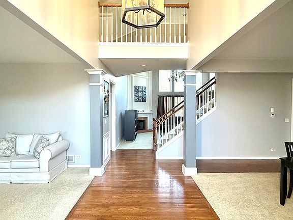 3rd image of 705 Blue Ridge Dr