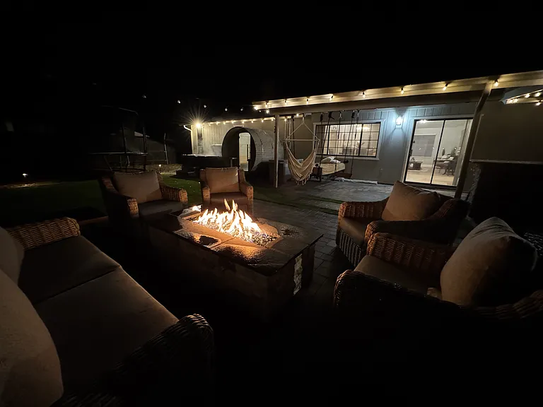 3732 N Taylor Dr — Photo 62