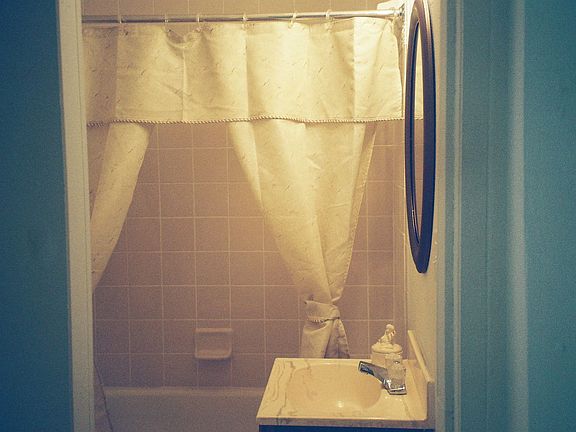 BATH ROOM
