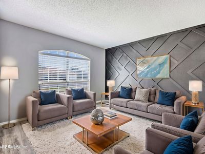 10176 LANCASHIRE Drive, Jacksonville, FL, 32219